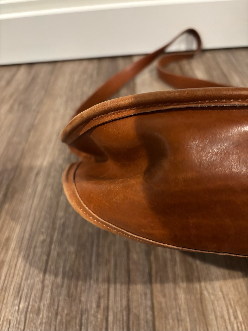 Vintage brown leather Coach Becket Zip bag (style 9920) - Picture 5 of 8